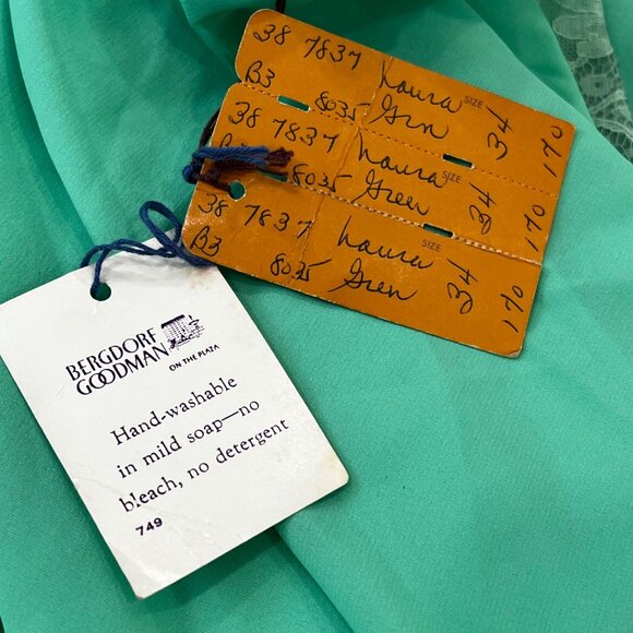 Vintage Bergdorf Goodman Hand-Embroidered Nightgown Italy Size 38 NWT - Picture 10 of 10